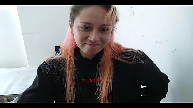 MommyMiaWs online show from December 10, 7:54 pm