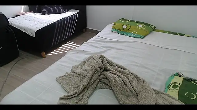 MommyMiaWs online show from January 20, 6:21 pm