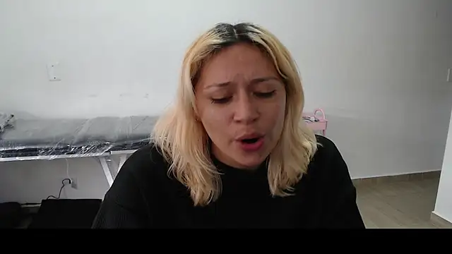 MommyMiaWs online show from March 3, 3:53 pm