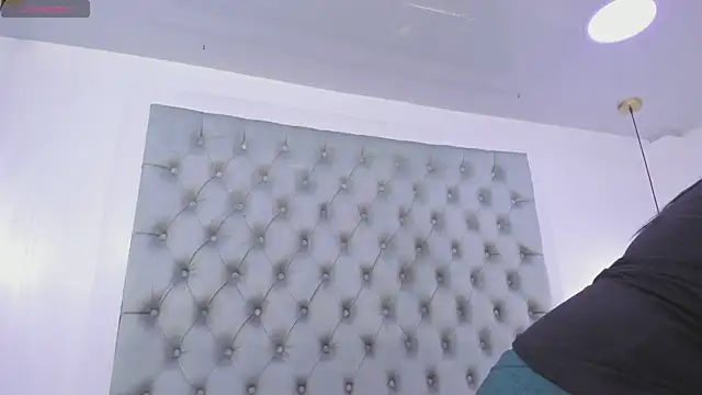 anette cooper online show from September 19, 4:03 am