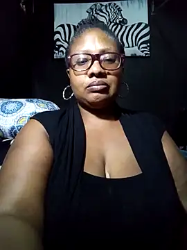 YELLOW BONE online show from December 5, 7:49 pm