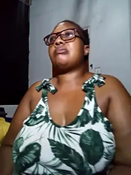 YELLOW BONE online show from January 8, 8:39 pm