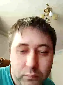 Snapshot of tores992 chatting on February 1, 8:29 am tores992 online show from February 1, 8:29 am