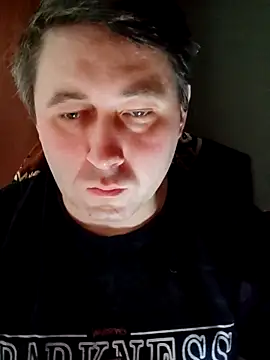 Snapshot of tores992 chatting on February 16, 5:37 am tores992 online show from February 16, 5:37 am