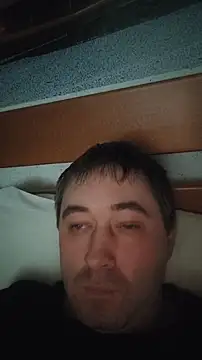 Snapshot of tores992 chatting on November 9, 6:01 am tores992 online show from November 9, 6:01 am