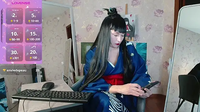 secret library online show from January 18, 12:04 pm