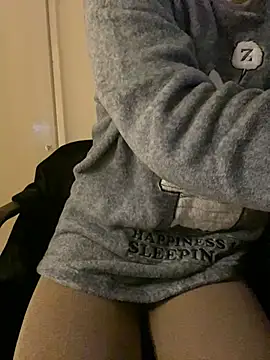 AlisaaRose online show from February 20, 6:02 pm