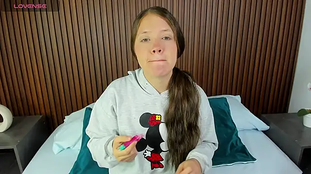 Snapshot of nataly_rodri chatting on March 1, 12:01 pm nataly rodri online show from March 1, 12:01 pm