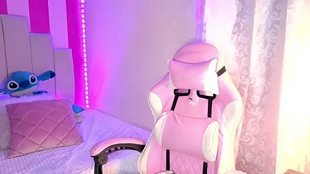 AliiceBrown  online show from November 23, 5:07 am