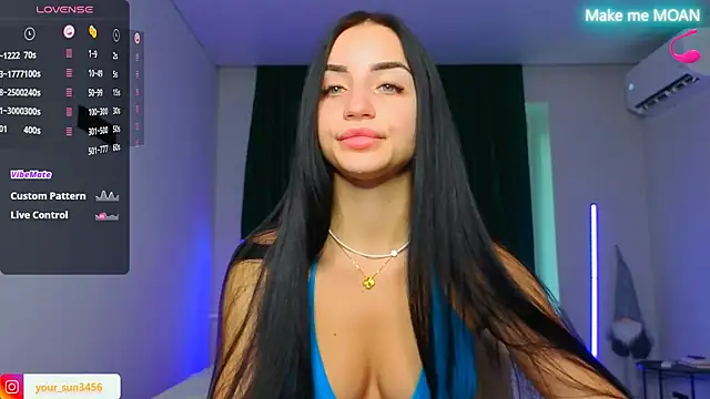 Snapshot of Kemi__Jordan chatting on September 18, 8:16 am Kemi Jordan online show from September 18, 8:16 am