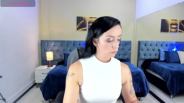 Kristen Garner online show from March 5, 8:00 pm