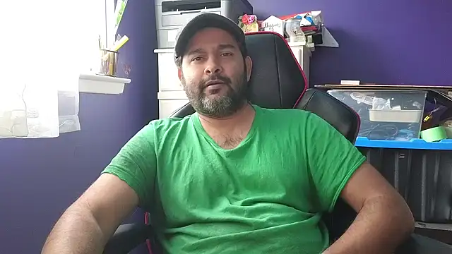 Snapshot of Sakhtlaundaz chatting on January 11, 7:16 pm Sakhtlaundaz online show from January 11, 7:16 pm