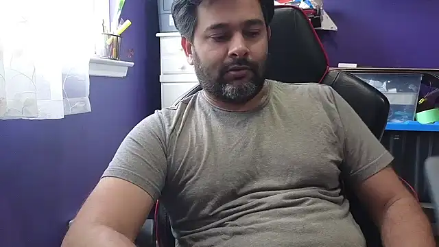 Snapshot of Sakhtlaundaz chatting on January 13, 3:58 pm Sakhtlaundaz online show from January 13, 3:58 pm