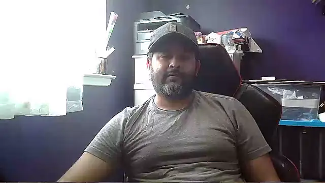 Snapshot of Sakhtlaundaz chatting on January 16, 6:27 pm Sakhtlaundaz online show from January 16, 6:27 pm