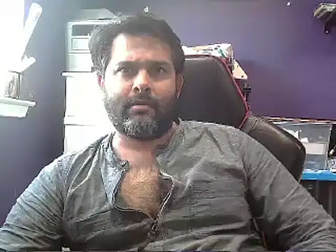 Snapshot of Sakhtlaundaz chatting on January 20, 9:11 pm Sakhtlaundaz online show from January 20, 9:11 pm