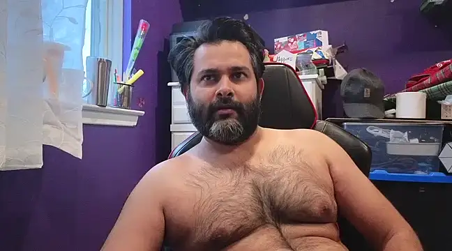 Snapshot of Sakhtlaundaz chatting on February 6, 9:28 pm Sakhtlaundaz online show from February 6, 9:28 pm