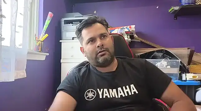 Snapshot of Sakhtlaundaz chatting on March 12, 7:59 pm Sakhtlaundaz online show from March 12, 7:59 pm