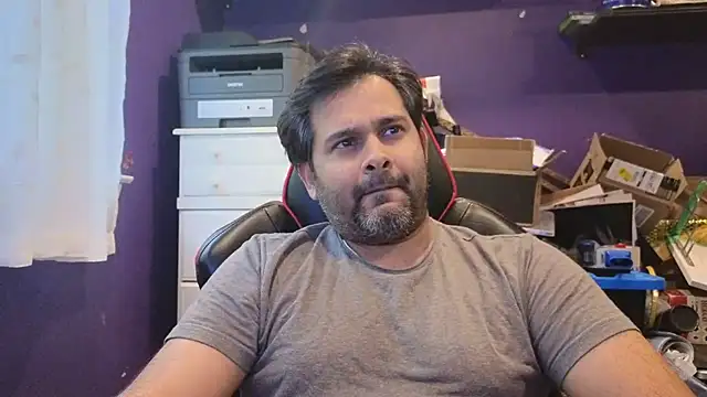 Snapshot of Sakhtlaundaz chatting on September 26, 8:46 pm Sakhtlaundaz online show from September 26, 8:46 pm