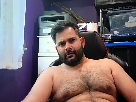 Snapshot of Sakhtlaundaz chatting on October 14, 8:42 pm Sakhtlaundaz online show from October 14, 8:42 pm