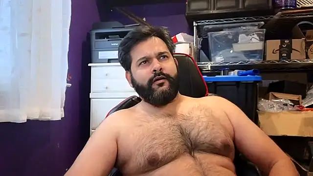 Snapshot of Sakhtlaundaz chatting on November 26, 2:29 pm Sakhtlaundaz online show from November 26, 2:29 pm