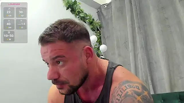 musclemonster31 online show from February 23, 5:23 am