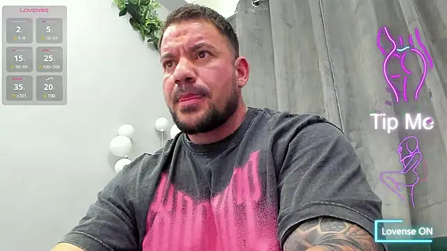 musclemonster31 online show from March 2, 8:50 pm