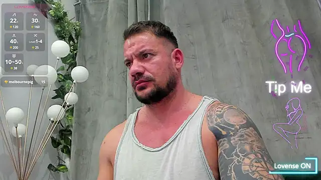 musclemonster31 online show from March 10, 6:16 am