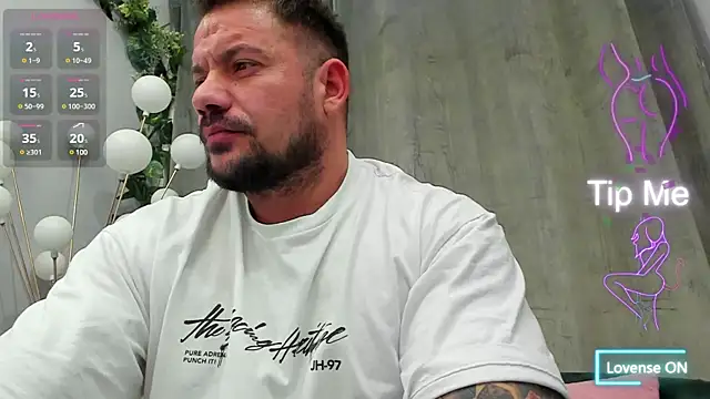 musclemonster31 online show from March 15, 10:33 pm