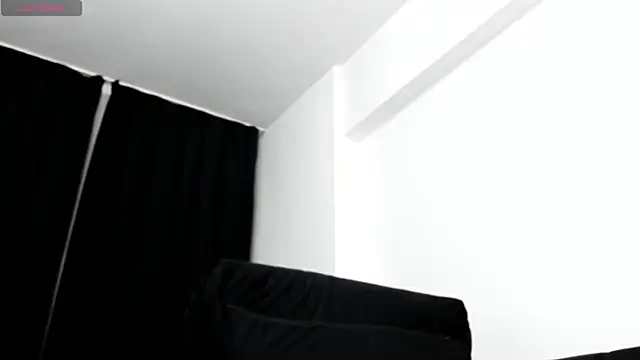 musclemonster31 online show from September 28, 2:06 am