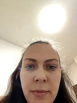 Snapshot of LEAsquirt91 chatting on January 4, 7:02 pm LEAsquirt91 online show from January 4, 7:02 pm