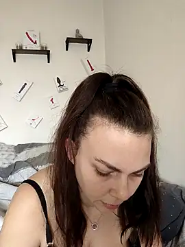 Snapshot of LEAsquirt91 chatting on January 7, 11:05 am LEAsquirt91 online show from January 7, 11:05 am