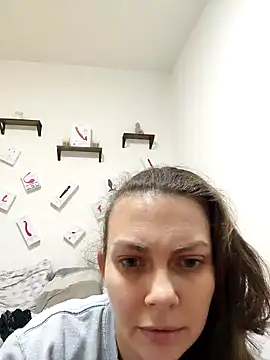 Snapshot of LEAsquirt91 chatting on January 7, 8:52 pm LEAsquirt91 online show from January 7, 8:52 pm