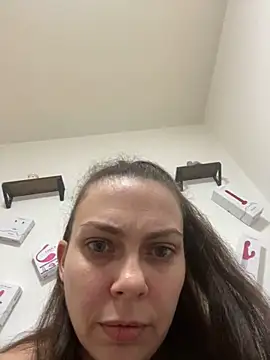 Snapshot of LEAsquirt91 chatting on January 10, 2:46 am LEAsquirt91 online show from January 10, 2:46 am