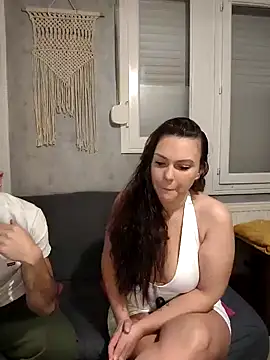 Snapshot of LEAsquirt91 chatting on January 17, 6:23 pm LEAsquirt91 online show from January 17, 6:23 pm