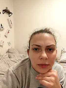 Snapshot of LEAsquirt91 chatting on January 24, 9:17 am LEAsquirt91 online show from January 24, 9:17 am