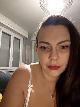 Snapshot of LEAsquirt91 chatting on March 20, 12:19 am LEAsquirt91 online show from March 20, 12:19 am