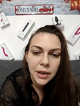 Snapshot of LEAsquirt91 chatting on December 16, 10:31 am LEAsquirt91 online show from December 16, 10:31 am