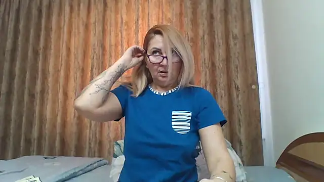 PussyEvely online show from February 12, 12:12 pm