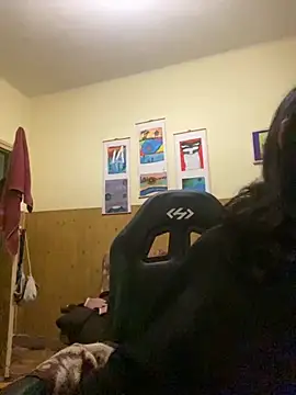 Snapshot of calliemaggotbone chatting on November 4, 4:44 am calliemaggotbone online show from November 4, 4:44 am