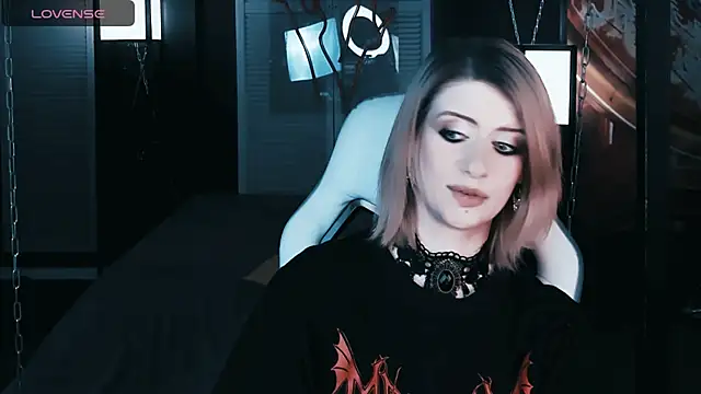 Noah ElmerX online show from December 4, 7:01 pm