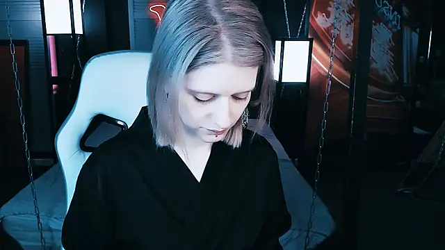 Noah ElmerX online show from February 6, 8:02 pm