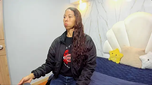 Snapshot of Rosalinda_Cortez chatting on January 27, 12:26 pm Rosalinda Cortez online show from January 27, 12:26 pm