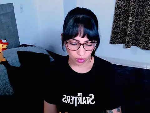 Snapshot of diana__34 chatting on November 26, 12:00 am diana 34 online show from November 26, 12:00 am