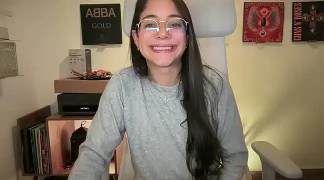 adriana  sosa  online show from February 12, 11:09 pm