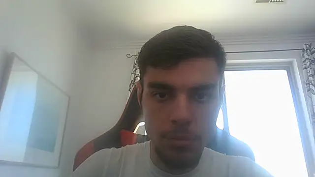 Snapshot of Omarnede chatting on February 20, 5:12 am Omarnede online show from February 20, 5:12 am