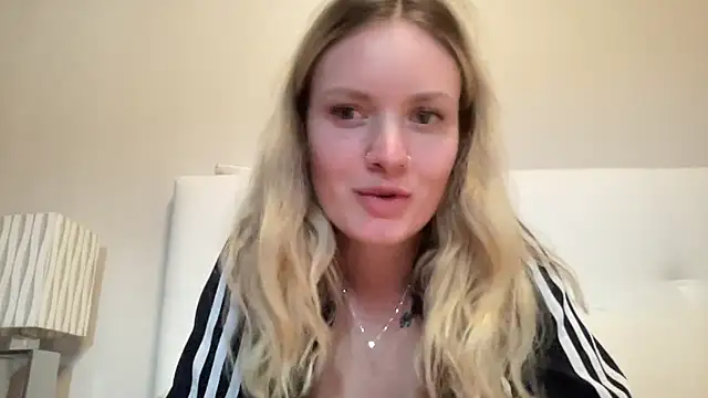 mariemelissah online show from February 16, 2:43 pm