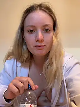 mariemelissah online show from February 23, 12:05 pm