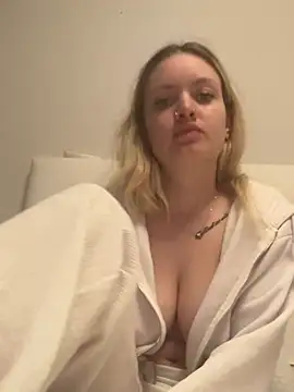 mariemelissah online show from March 1, 9:40 am