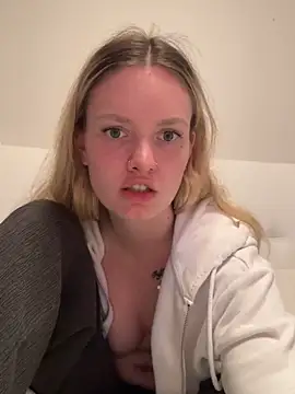 mariemelissah online show from March 9, 3:16 pm