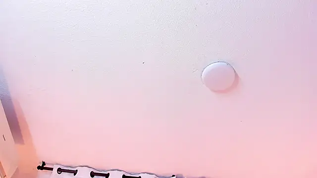 brittany069 online show from February 22, 9:59 pm